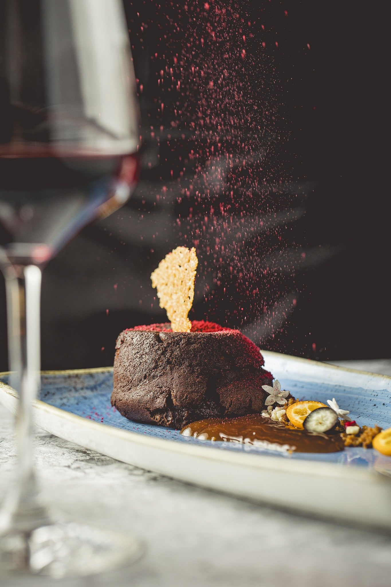 Etyeki Kúria Pinot Noir mit Schokoladendessert